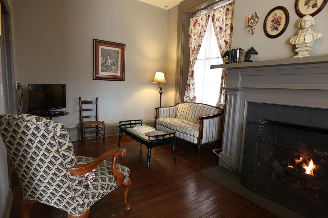 The Lafayette Inn & Restaurant Stanardsville Exteriér fotografie